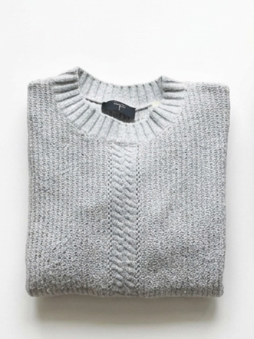 Tahari Gray Crew Neck Sweater XS (cropped / petites)